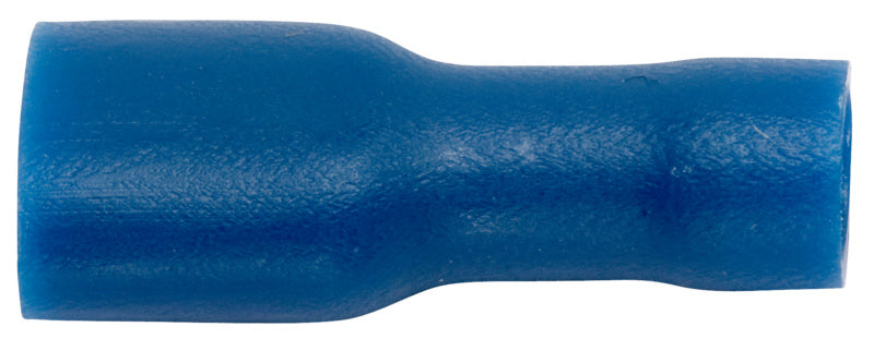 Blade receptacle fully insulated